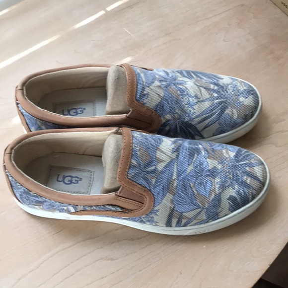 UGG canvas shoes. - Picture 4 of 4